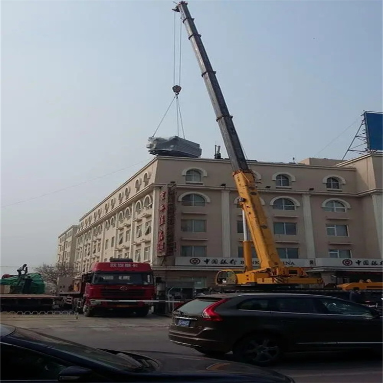 颍东附近吊车出租如何选？5个关键点解决租赁价格、资质、安全疑问